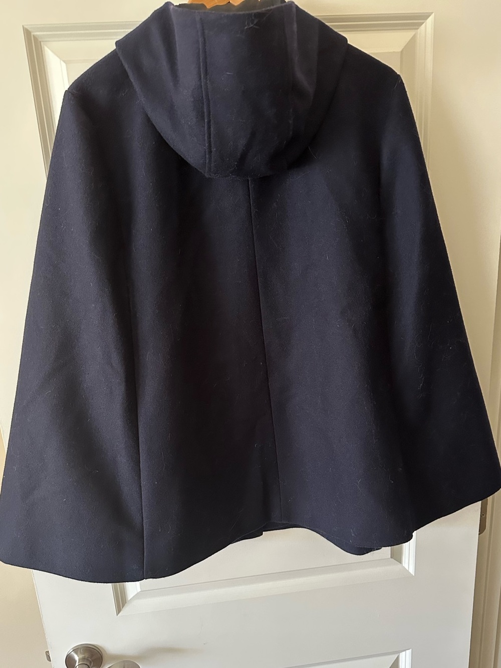 J Crew Women’s Navy Wool Blend Toggle Cape Coat L/XL EUC - Picture 3 of 4